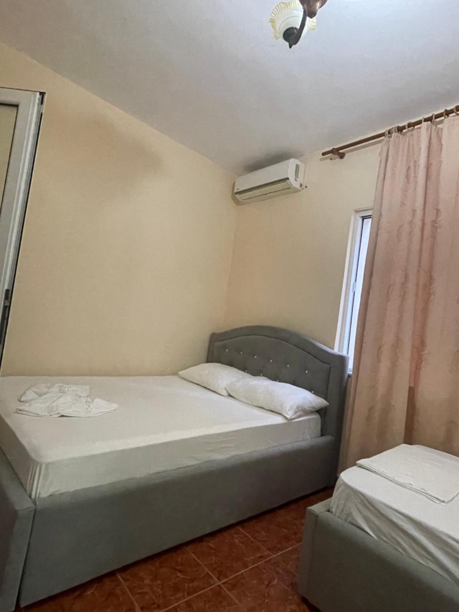 Hotel Gjika Sarandë Exterior foto